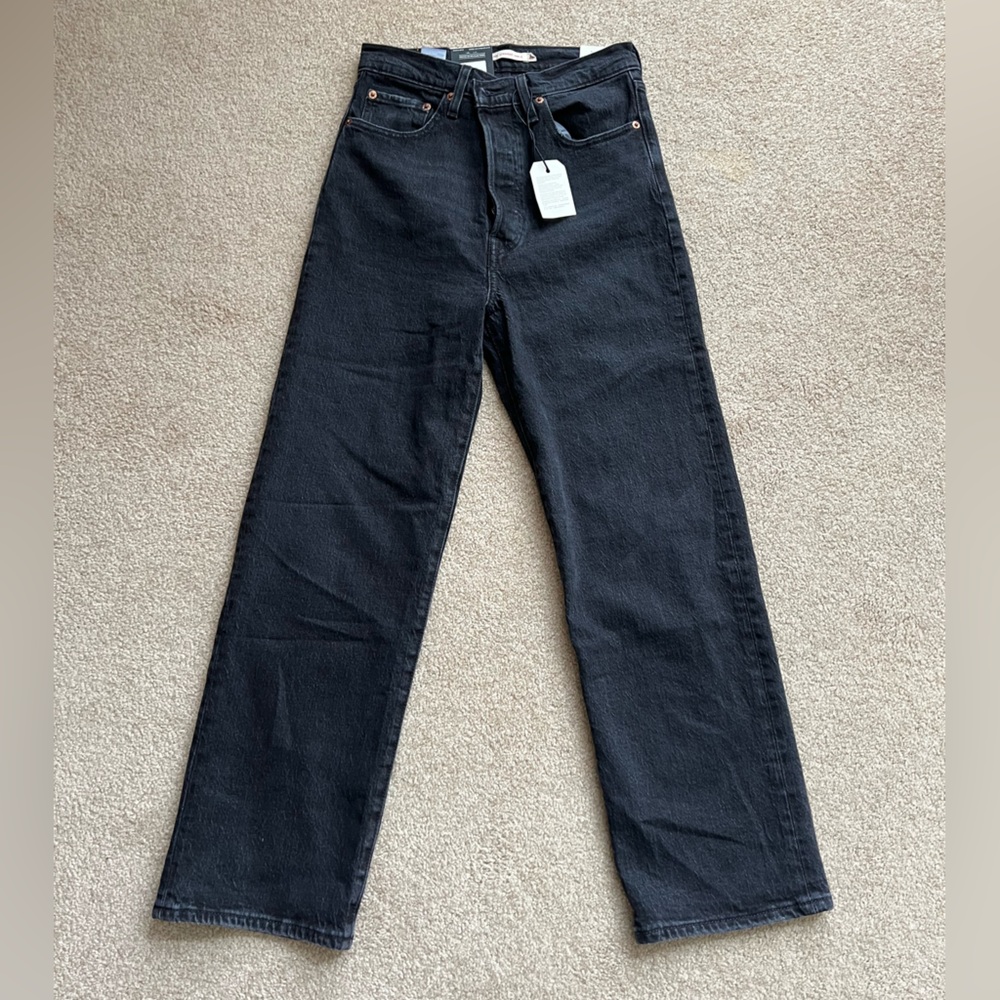 Levi’s Women’s Ribcage Straight Ankle Black Jeans
